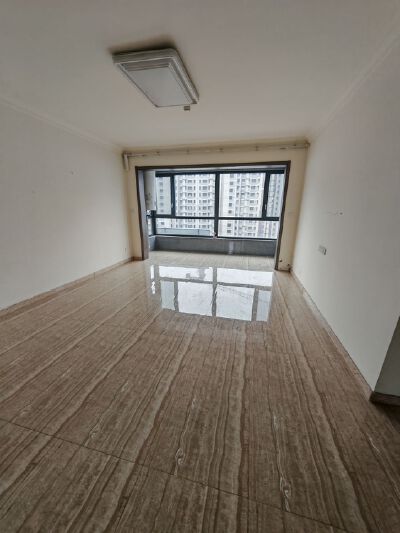 碧桂园天樾，双证双气，精装短柱4室双卫，带直达车位144平128万，价可议，急售，急售  4室2厅2卫 