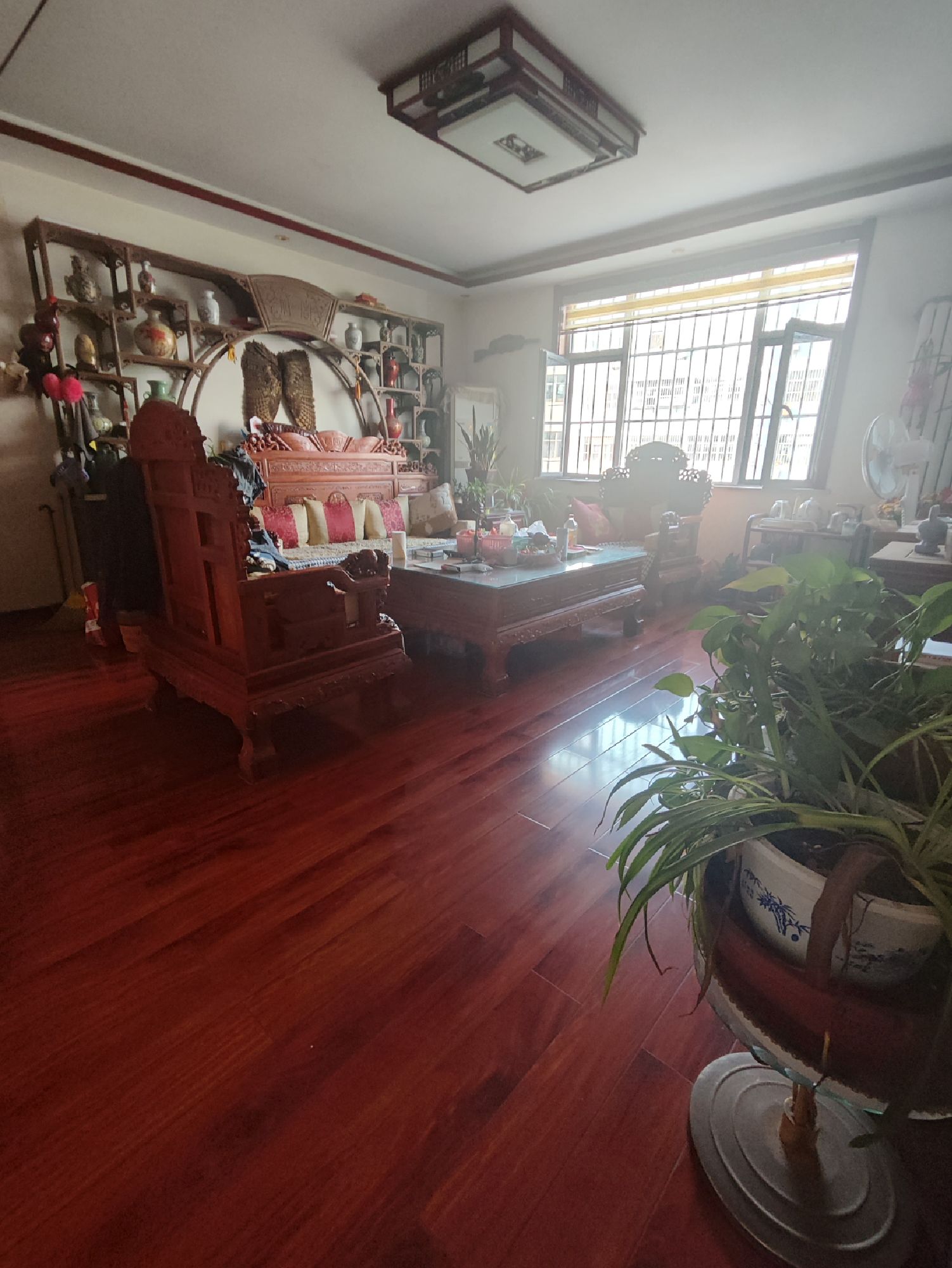 陈毅二实小学区房 孙花园芙蓉苑  118平三居室精装修 双证双气 72.8万 带储藏室 二手房