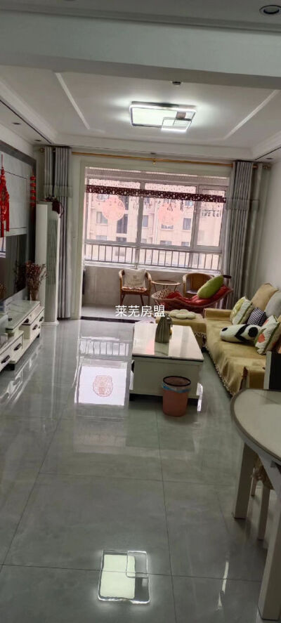 兴宇华府双证双气精装修电梯房