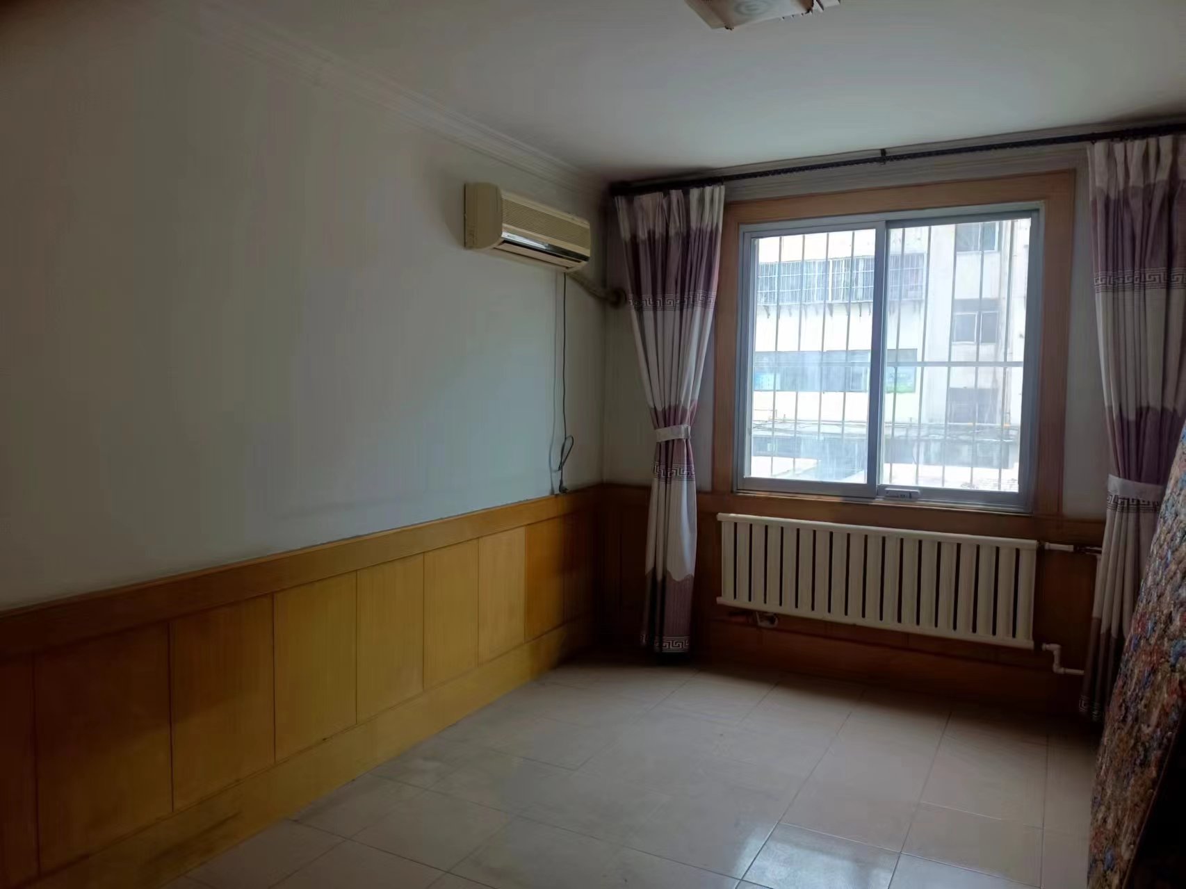 急售 寻有缘人    花园学校学区房   精装二楼   价格面议   二手房