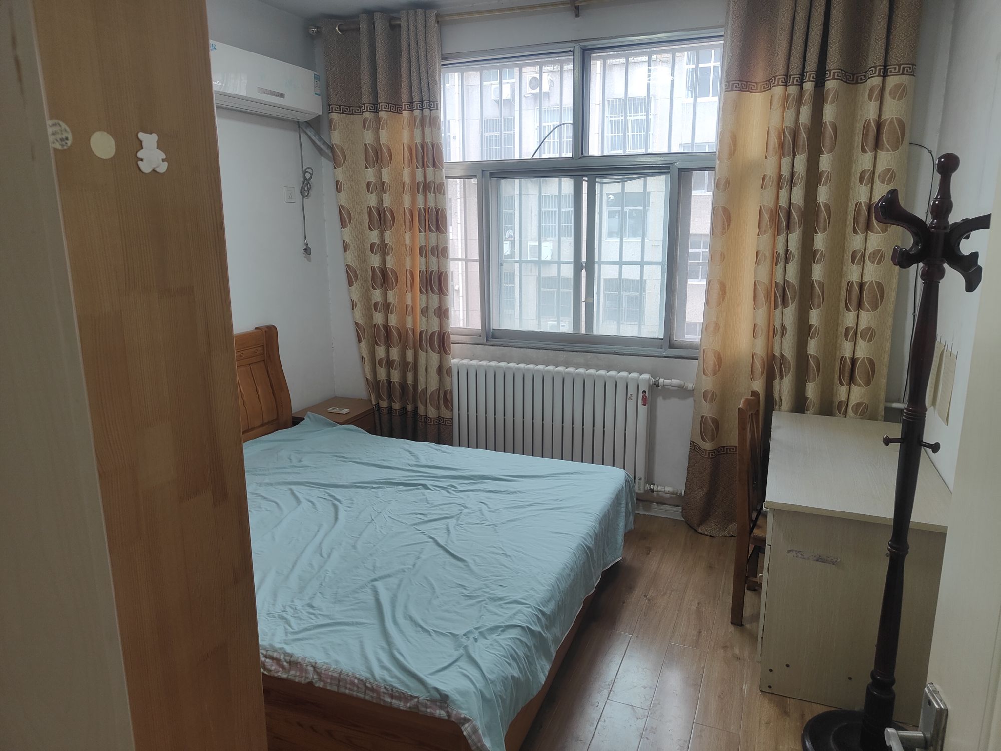 任花园东区 花园学区-汶源东大街福星巷22号，一站式教育，学习氛围浓，核心地段，年轻人首选，大社区，出行方便，学区房，居住投资两不误，价格优惠 二手房