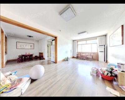 二实小陈毅学区房  黄金二楼 单位房 精装修三室朝阳 两卫