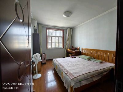 出门既是实验幼儿园 双证双气 南北通透 全天无遮挡 精装修 拎包入住 随时看房