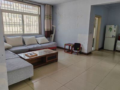 汶源学校对过，东方明珠花园4楼124平1600，精装修，家具齐全有空调冰箱，能洗澡做饭!