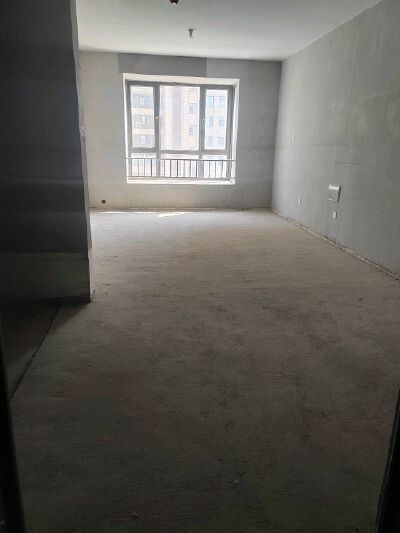 香山名郡大产权毛坯三居室中间好楼层带储看房15066347887