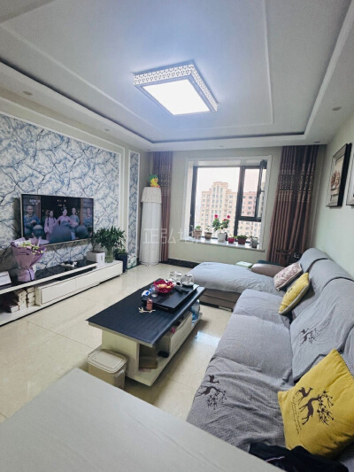 公园道一号  好位置 南北通透 带车位 96万急售 看房联系我13002760113
