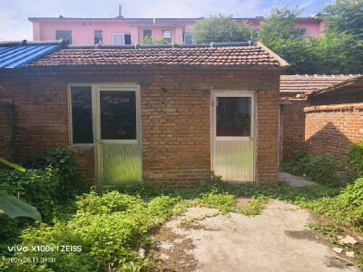 【汶源学区】职工大学宿舍 一楼带院 63平三室  37万