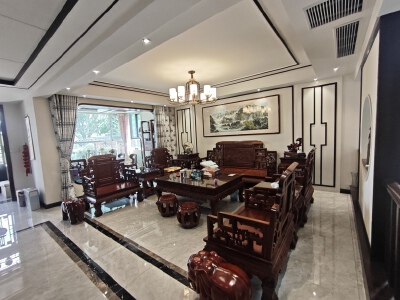 绿叶岛联排别墅，西边户，上下4层豪装带车位420平328万，价可议，急售，急售