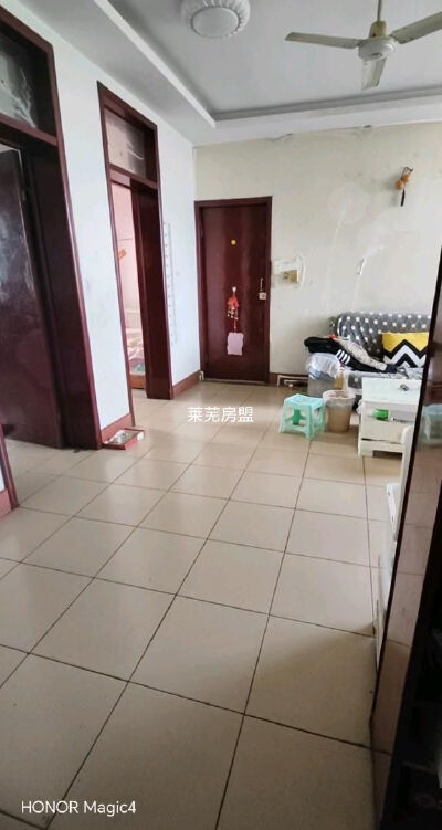 陈毅学区房教育局宿舍送储藏室