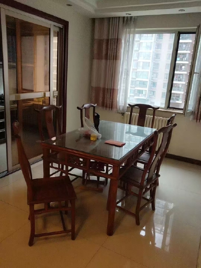 安泰首府拎包入住三室