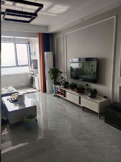 雅致檀香湾 花园学区-莱城城区-龙潭东大街，大产权，首付低，精装修，一站式教育，学习氛围浓，核心地段，年轻人首选，大社区，出行方便，学区房，居住投资两不误，价格优惠