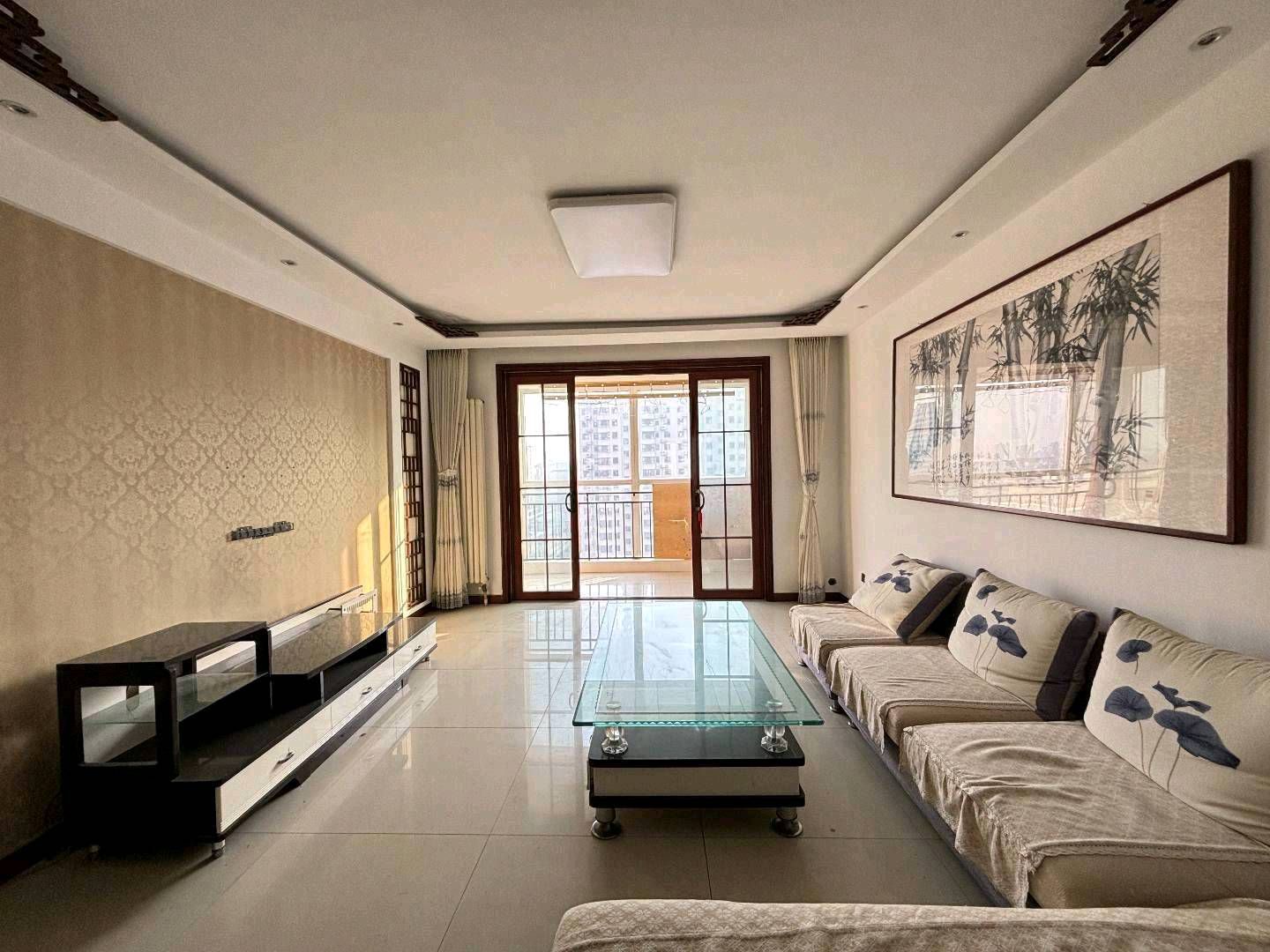 安泰首府，大产权，精装修，家具家电齐全，拎包入住，周边配套齐全 租房