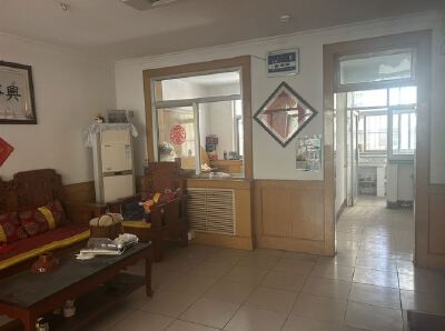 急售！朝阳小区86平，3楼带储，三室两厅，看房议价
