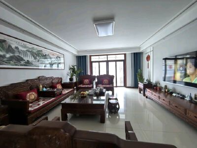 新一中对过县级干部楼，滨河花苑2楼168平128万，豪华装修，不动产证可贷款送车位储藏室！