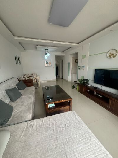 紧邻陈毅二实小，金地凯旋城，11层洋房，双证双气，精装带储有学位106平68万，价可议，价可议，急售，急售