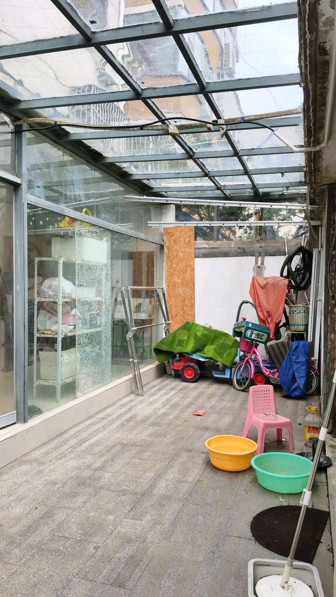二实小陈毅中学附近一楼带院子 二手房