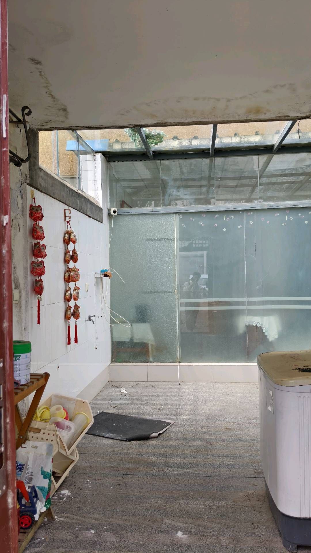 二实小陈毅中学附近一楼带院子 二手房