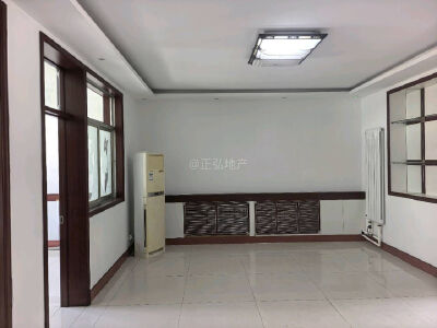 仁和花园精装94平带储藏室26.7万