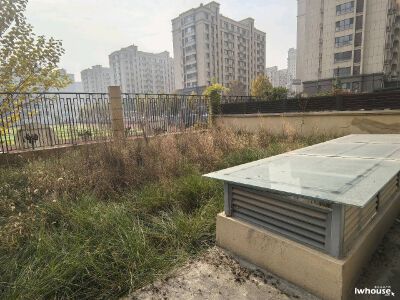 直降50万急售！市中心一楼带院子 ！电梯洋房