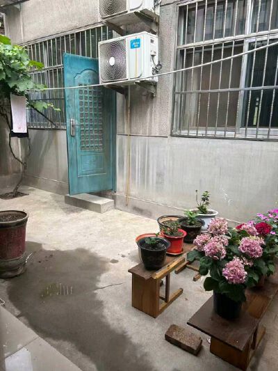 华阳小区★1楼85平★双证双气★带院子★低价60万★随时看房