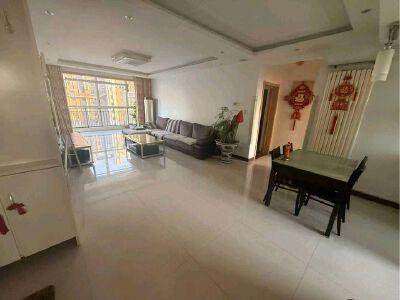 紧邻北门，对面凤城学校，安泰首府，大产权，精装修，家具家电齐全，拎包入住