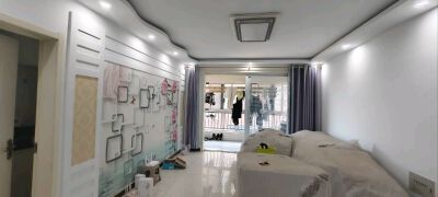 龙泽苑 吴伯萧学区-莱城城区-九龙山路，精装修，一站式教育，学习氛围浓，核心地段，年轻人首选，大社区，出行方便，学区房，居住投资两不误，价格优惠