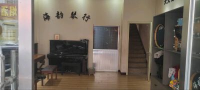 市中心   吕花园沿街商铺   上下三层   精装修  200平  仅五十多万 急售
