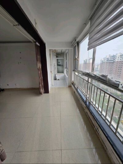 博雅新苑3室165平带车位储99.9