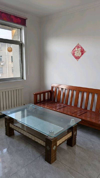 陈毅、二实小对过，兰馨园60平750，家具齐全有空调冰箱，能洗澡做饭！