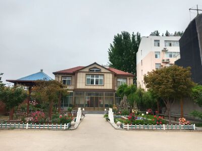 张家洼亿达西 自建别墅 700平大院子  精装 158万 