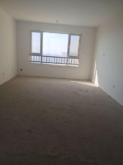 汇源首座 吴伯萧学区-莱城城区-凤凰路2号，大产权，首付低，毛坯房，一站式教育，学习氛围浓，核心地段，年轻人首选，大社区，出行方便，学区房，居住投资两不误，价格优惠