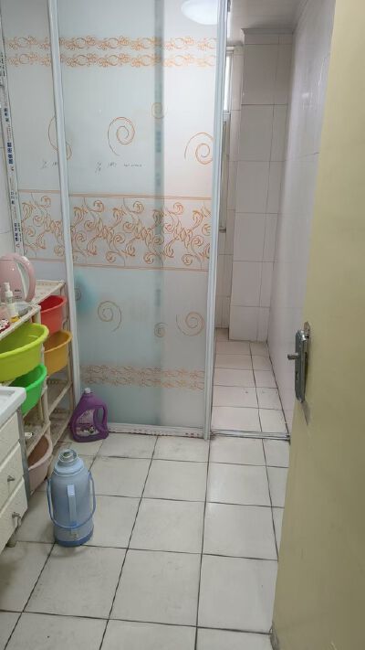 陈毅 二实小 珍珠花园  好楼层 三室 急售 随时看房 可议价