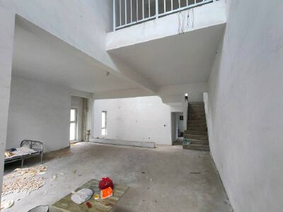 绿叶岛别墅一套  