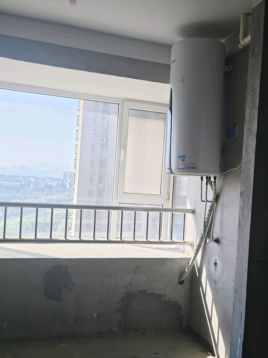 开发区   电梯新房   黄金楼层   南北通透   双证双气   拎包入住  生活便利 二手房