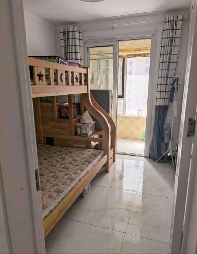 汇源首座，3室2厅1卫，114㎡，精装，售价54万