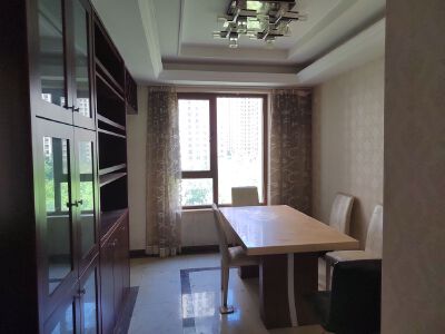  莱芜世纪城 莱城-莱城城区-凤凰路，18层电梯洋房，大产权，首付低，精装修，一站式教育，学习氛围浓，核心地段，年轻人首选，大社区，出行方便，学区房，居住投资两不误，价格优惠