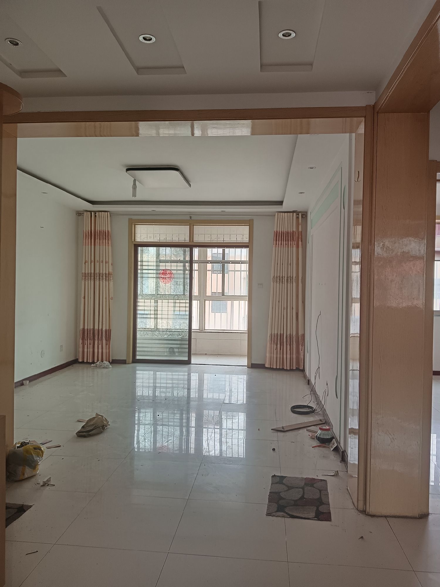  西秀苑居民一区（西秀园一区） ，现浇房，一站式教育，学习氛围浓，核心地段，年轻人首选，大社区，出行方便，学区房，居住投资两不误，价格优惠 二手房