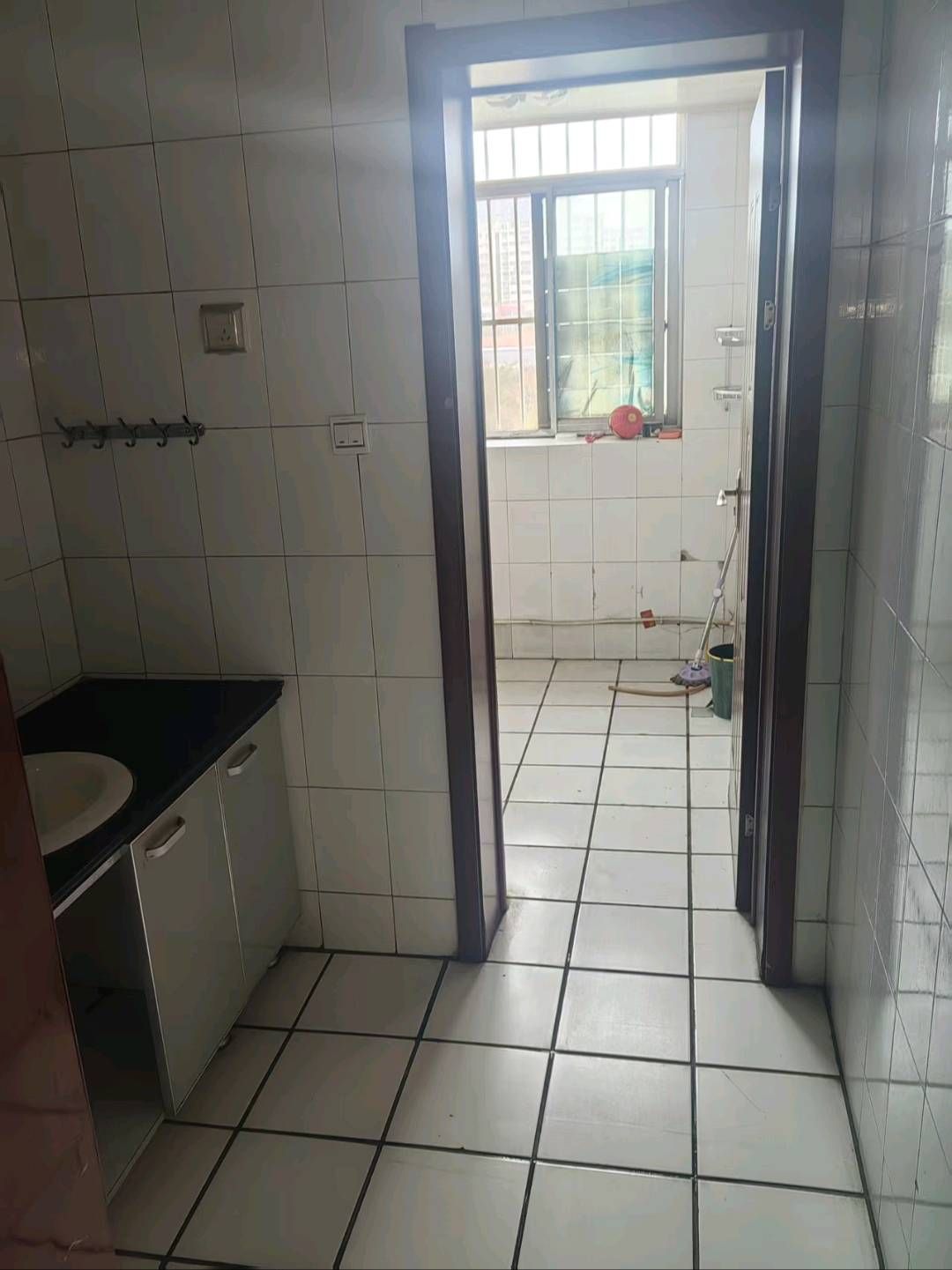 汶河苑小区，3室2厅1卫，140㎡，简装，租金800元/月 租房