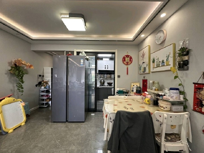 汇源首座118平57.8万，三室两厅精装短住