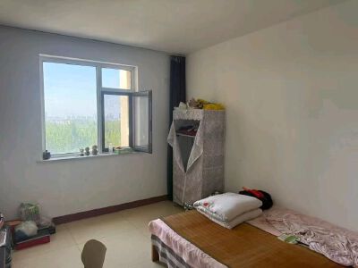 博雅新苑，3室2厅2卫，售价87.6万带储车位