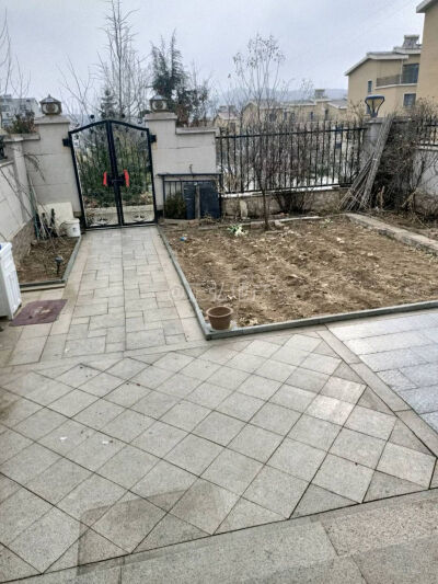 状元府复式带院子精装364平280万