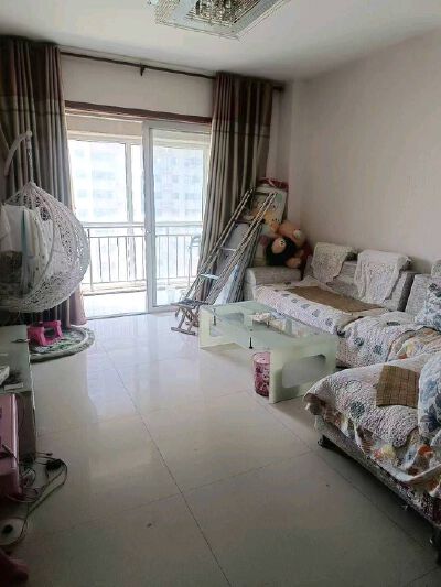 中舜鲁中国际，98平两室，双证满五45万