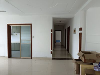 方兴苑  小洋房 大平层 大产权  双气 可贷款  黄金楼层采光好全天无遮挡  精装修   带车库  小区环境好 生活便利  