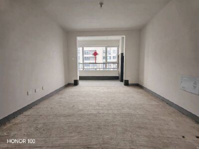 赢兴家园3室132平15楼