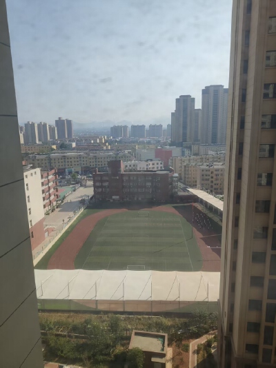 东方红家园楼房出售（122平+98平大产权、相邻）