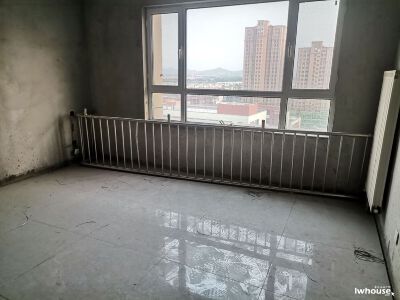 城发和园 116平 三居室 11层电梯洋房 一梯两户72万带车位带储藏室