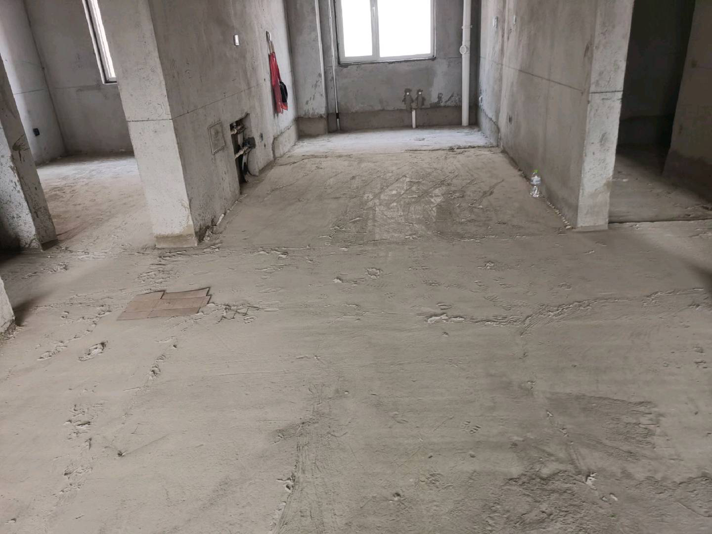 兴宇华府 吴伯萧学区-莱城城区-凤城东大街166号，11层电梯洋房，大产权，首付低，新房未住，一站式教育，学习氛围浓，核心地段，年轻人首选，大社区，出行方便，学区房，居住投资两不误，价格优惠 二手房