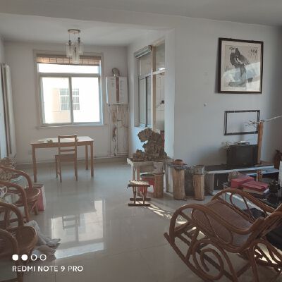 新一中前宋小区3楼精装修三室拎包入住月租850元P