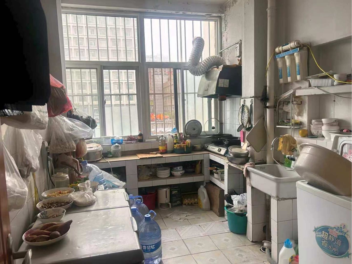 教育局宿舍| 证满五年 陈毅学区|周边配套齐全，2楼85㎡ 68万带储藏室！ 二手房