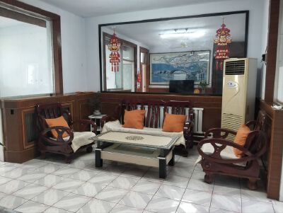 朝阳小区，精装修，可短租可长租，家具家电齐全，拎包入住